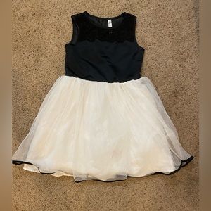 Girls Cherokee Dress Size Large ( 10/12 )